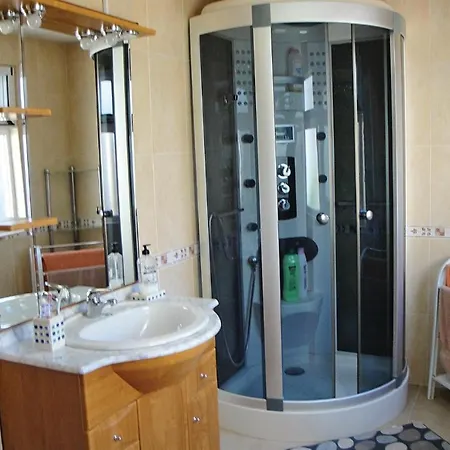 Awesome In With Kitchen