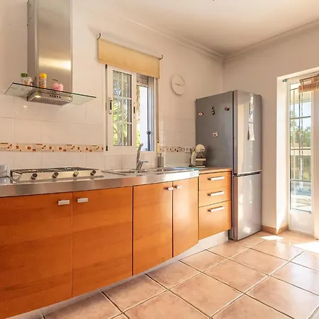 Awesome In With Kitchen Holiday home *